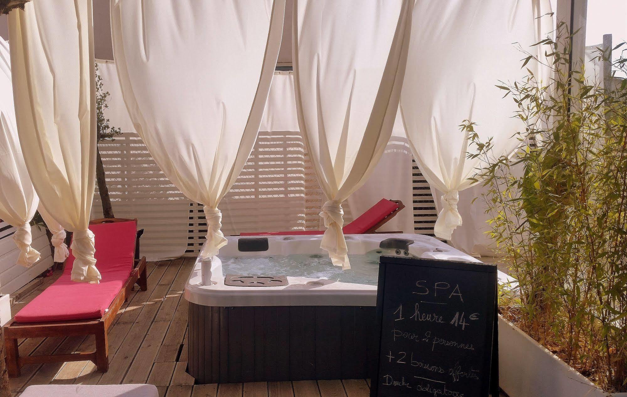 Sable Et Soleil - Port, Et Jacuzzi Prive Hotel 3*