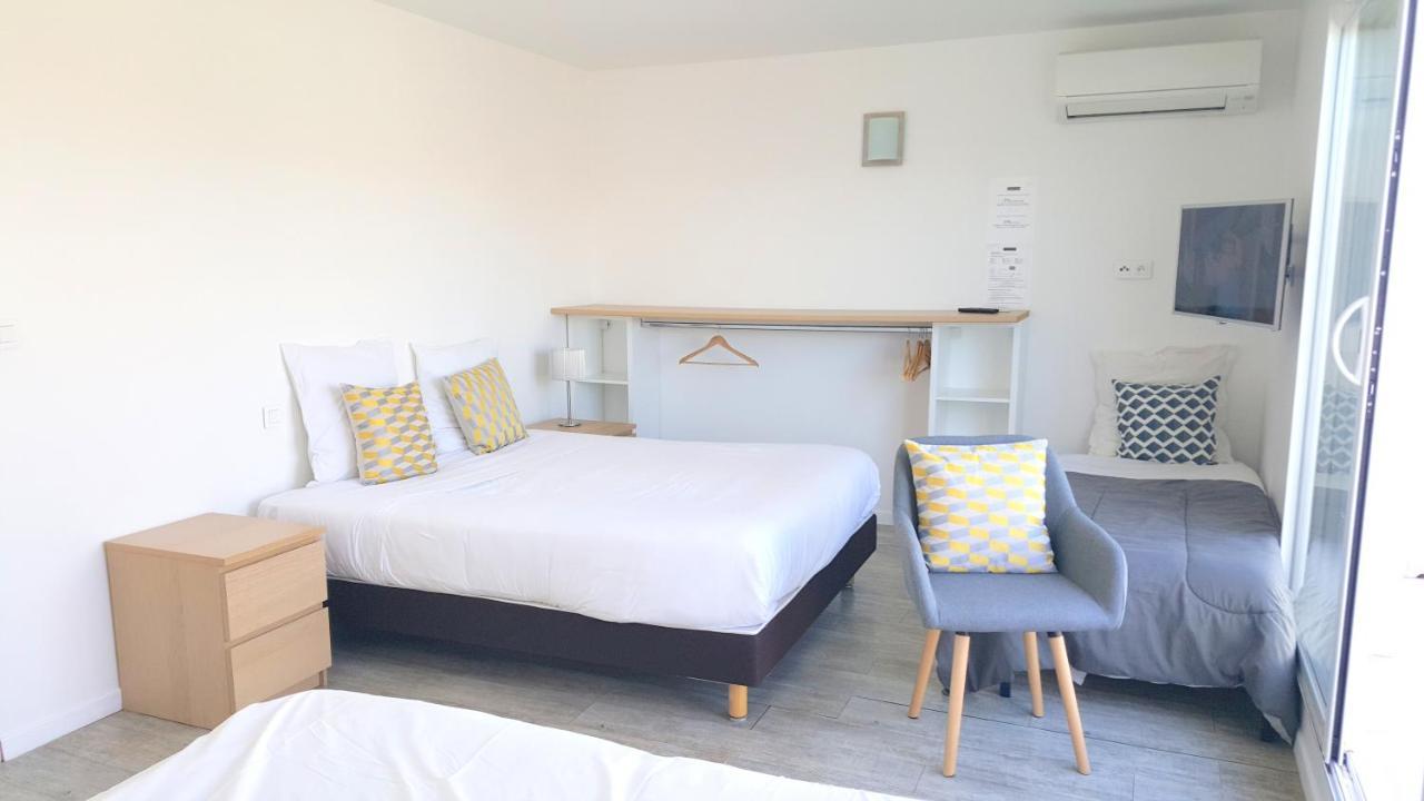 Sable Et Soleil - Port, Et Jacuzzi Prive 3* Frejus